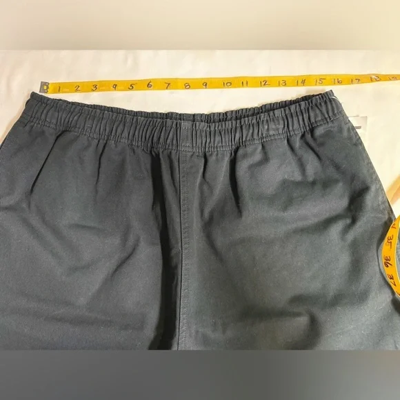 OBEY Men's Black elastic waist shorts size L - Picture 5 of 11